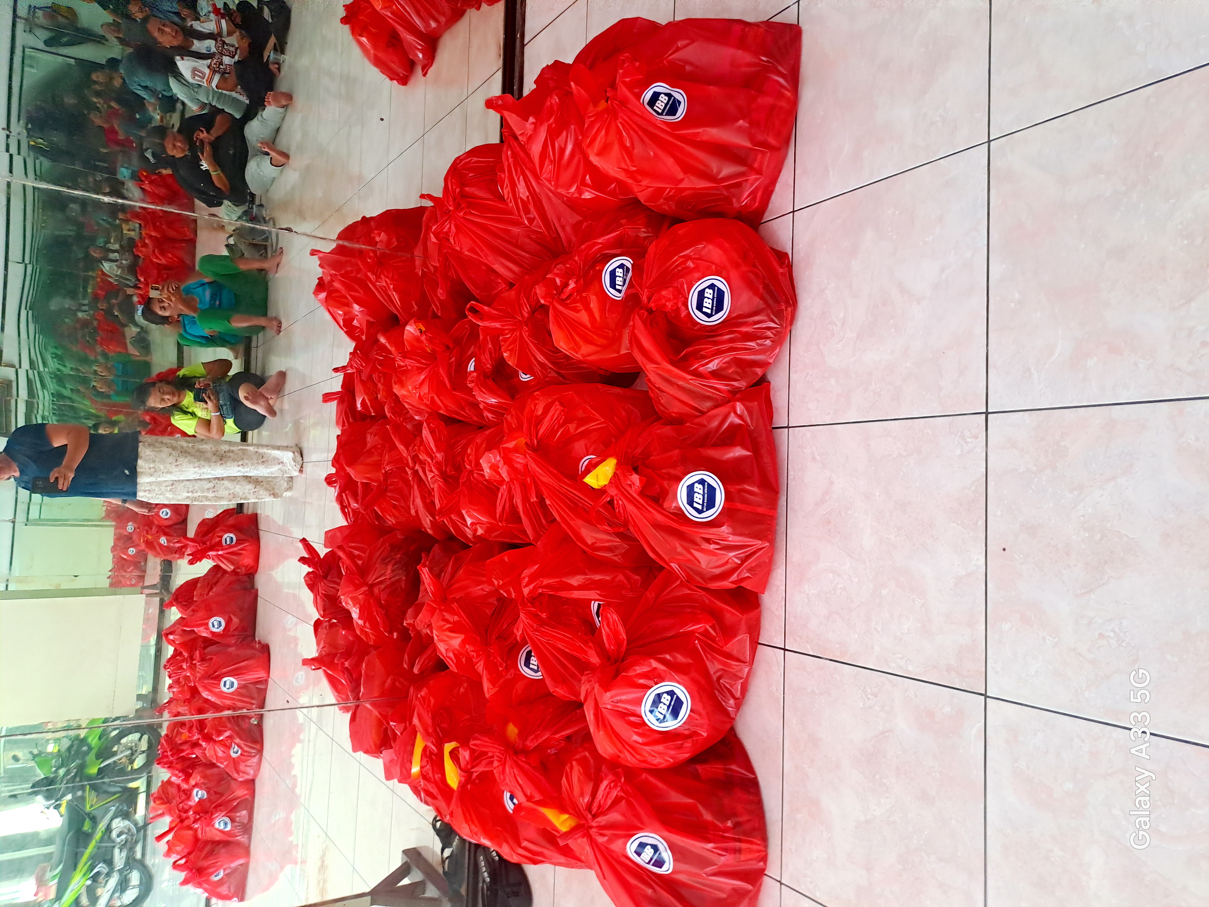 Gotong Royong Penuh Kasih